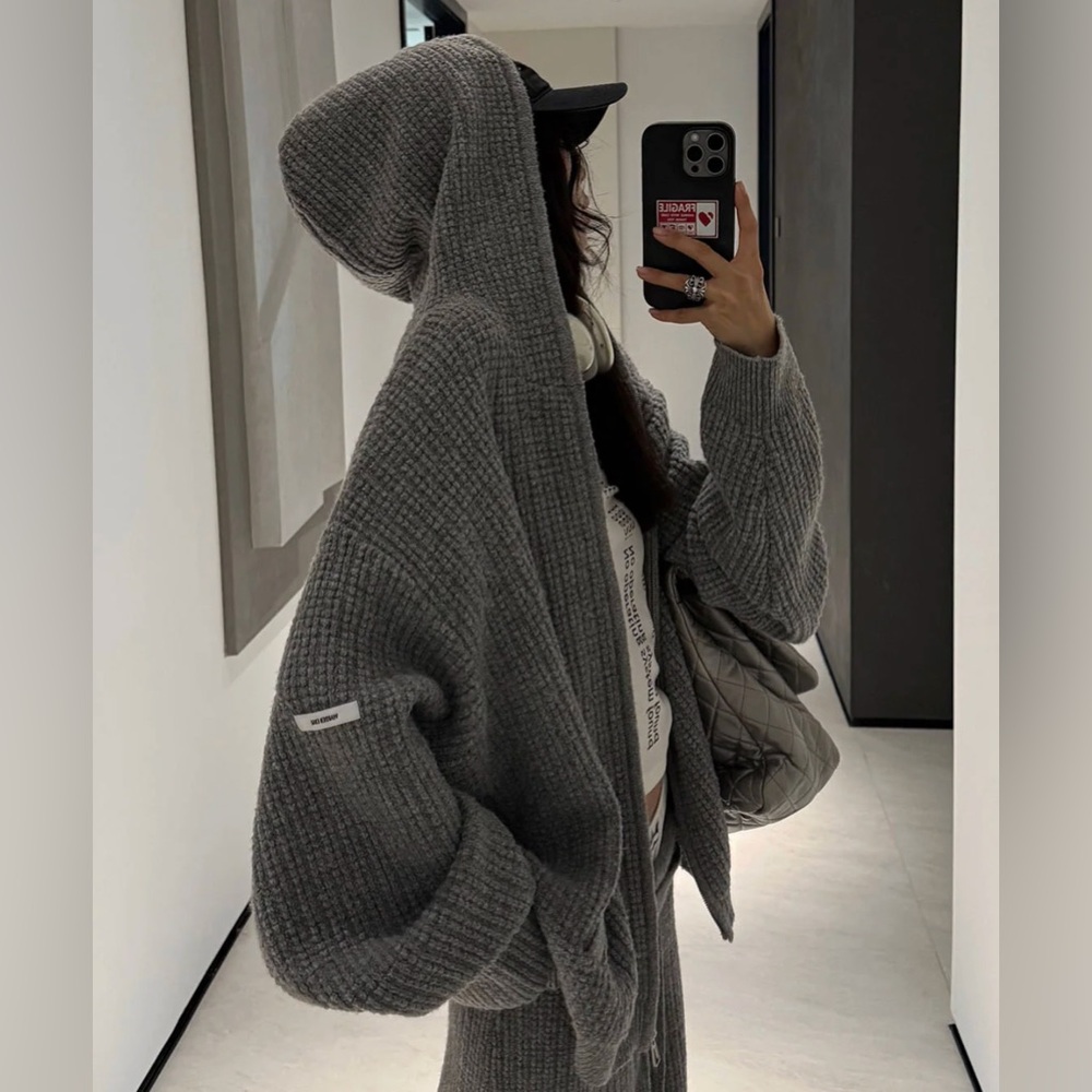 Warden Edge Sweater Hoodie NWT